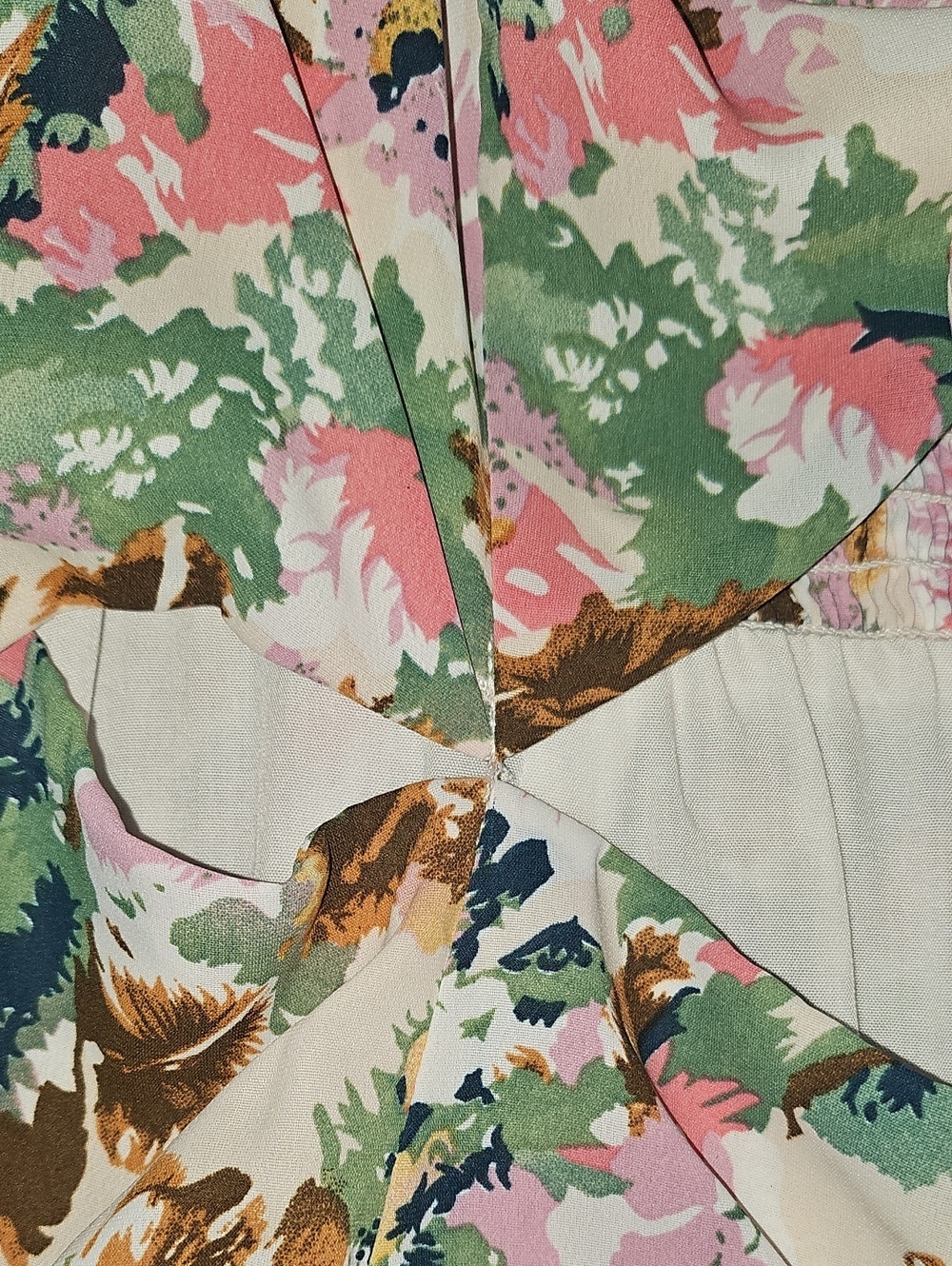 ASTR Floral Tie-Front Pink Midi Dress Large - Picture 15 of 16